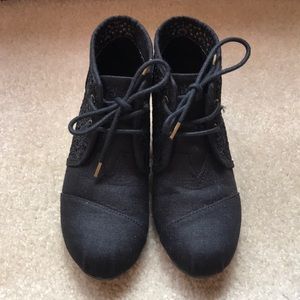 Skechers Black booties with lace detail